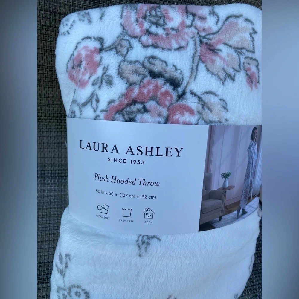 LAURA ASHLEY Pink Flowers Polyester Soft Plush Hooded Throw Blanket 50